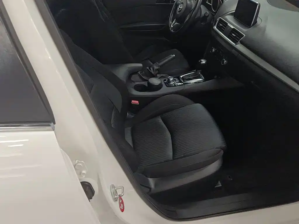 Mazda 3 Axela — миниатюра 25