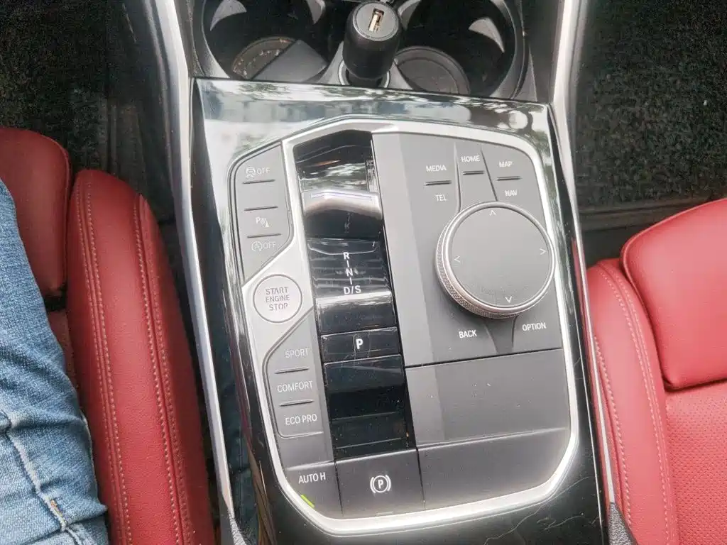 BMW 3 Series — миниатюра 11