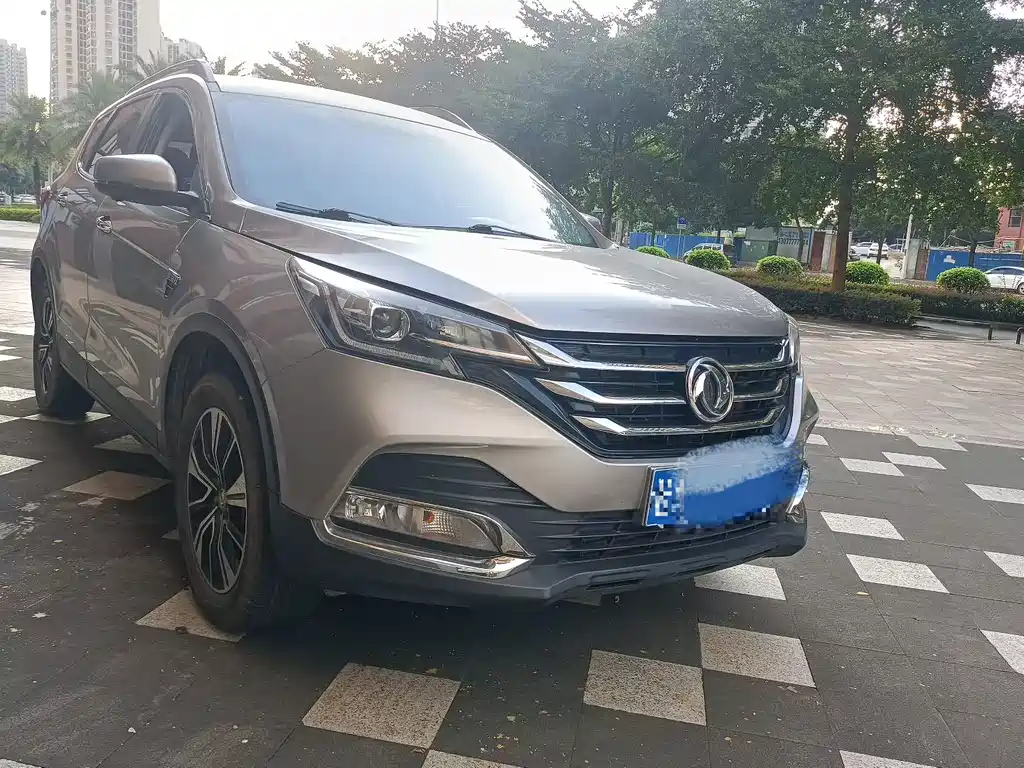 DONGFENG AX7