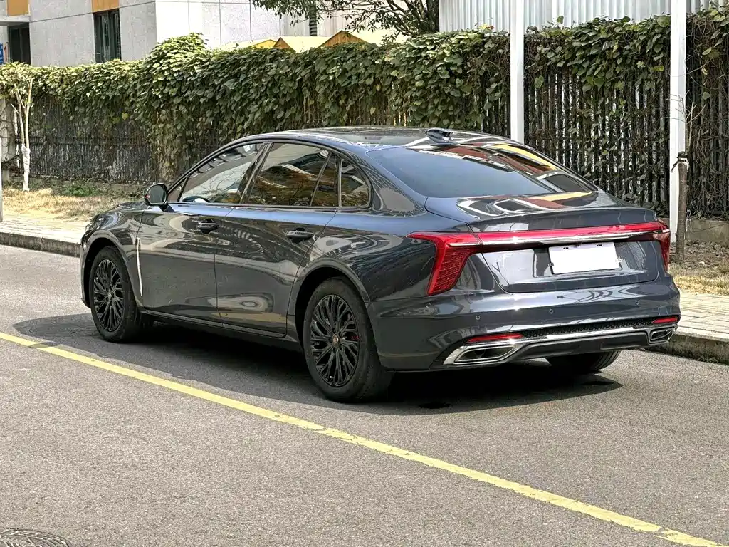 Hongqi Hongqi H5 — миниатюра 14