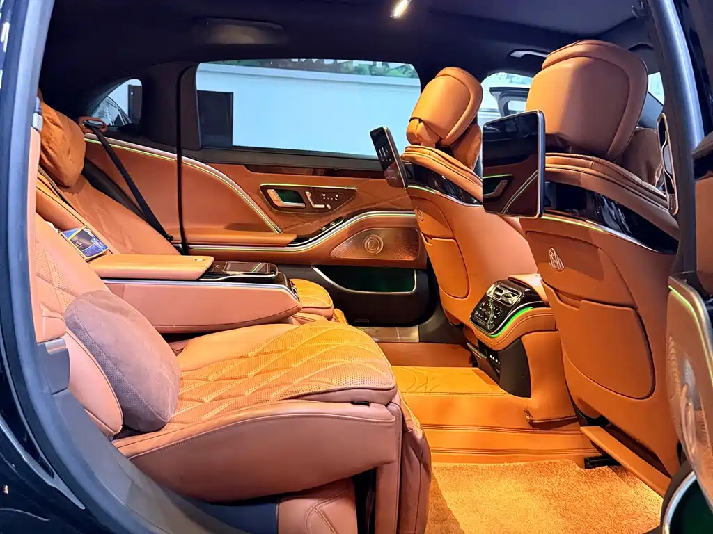 Mercedes-Benz S-Class — миниатюра 11