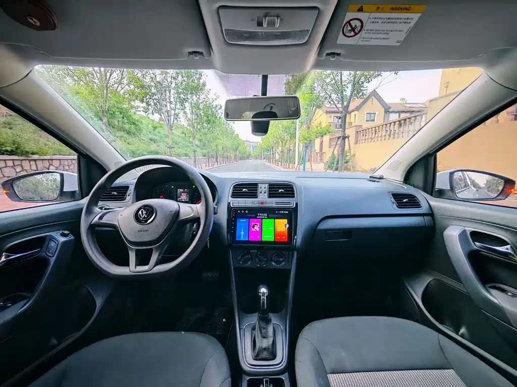 Volkswagen Polo — миниатюра 5