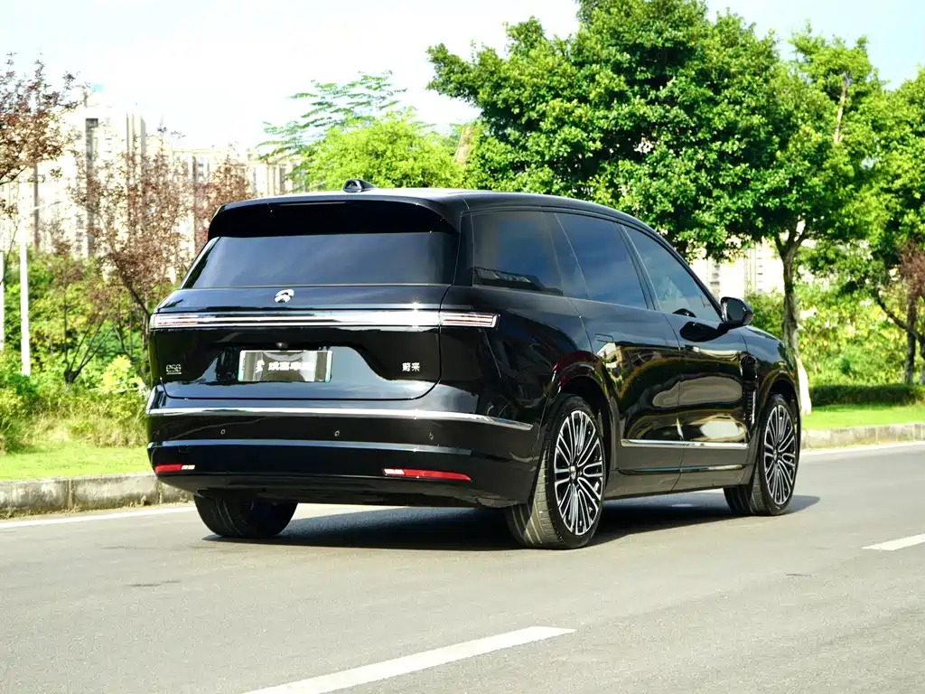 NIO ES8 2026 мест Executive