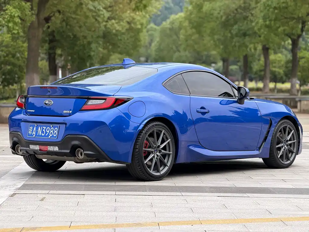 Subaru BRZ 2022 2.4L MT