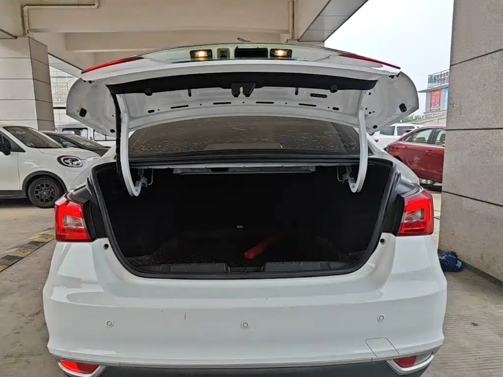 Chery Arrizo 5 — миниатюра 19