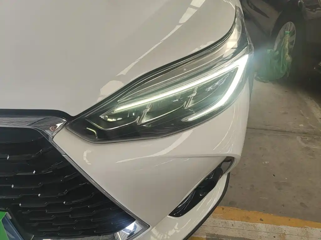 Toyota Yaris L — миниатюра 24