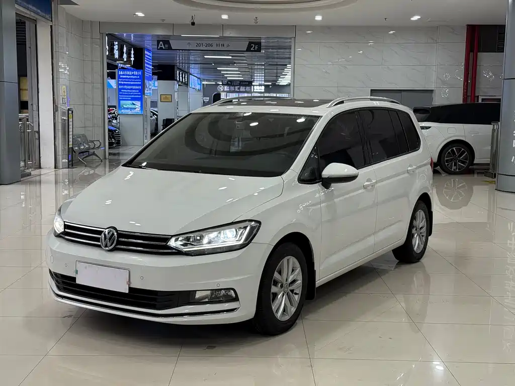Volkswagen Touran 2019