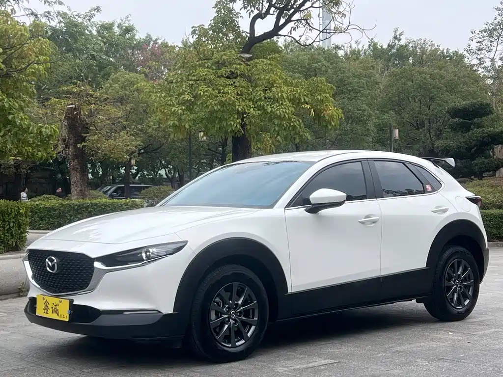 Mazda CX-30 2025
