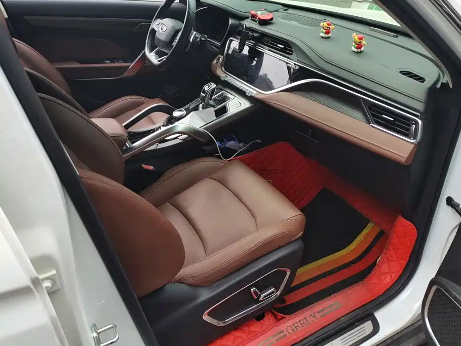 Geely Boyue — миниатюра 8