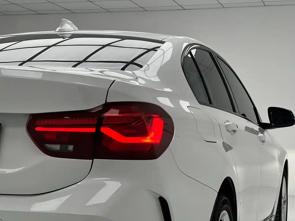 BMW 1 Series — миниатюра 16