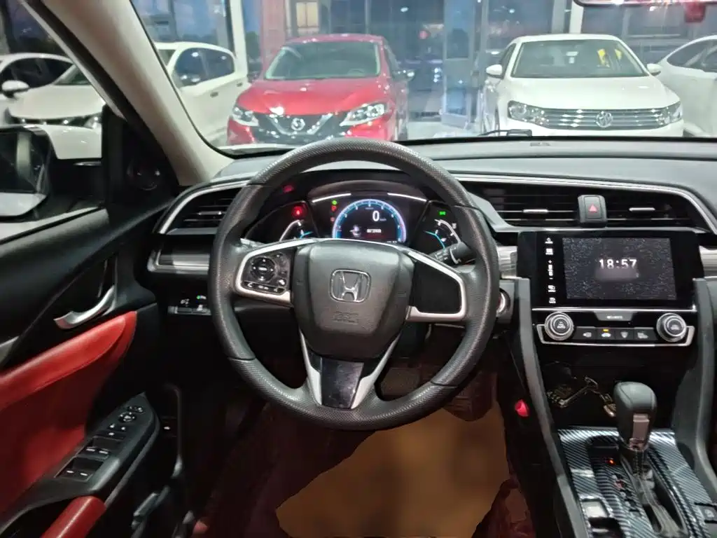 Honda Civic — миниатюра 11