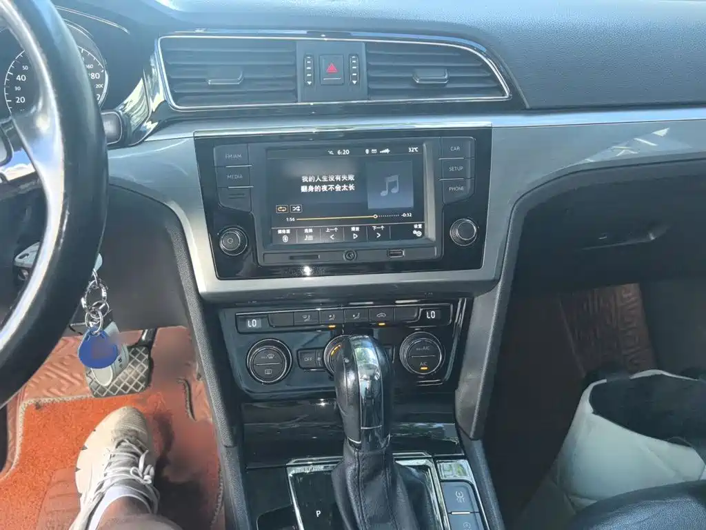 Volkswagen Lamando — миниатюра 6