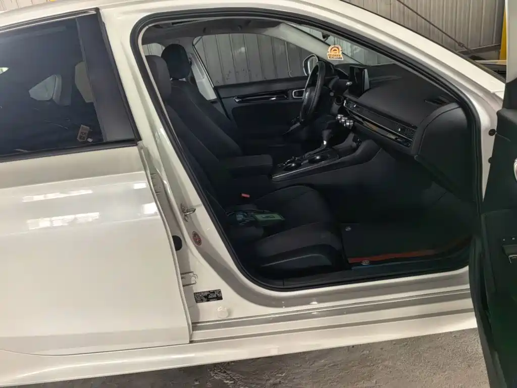 Honda Civic — миниатюра 25