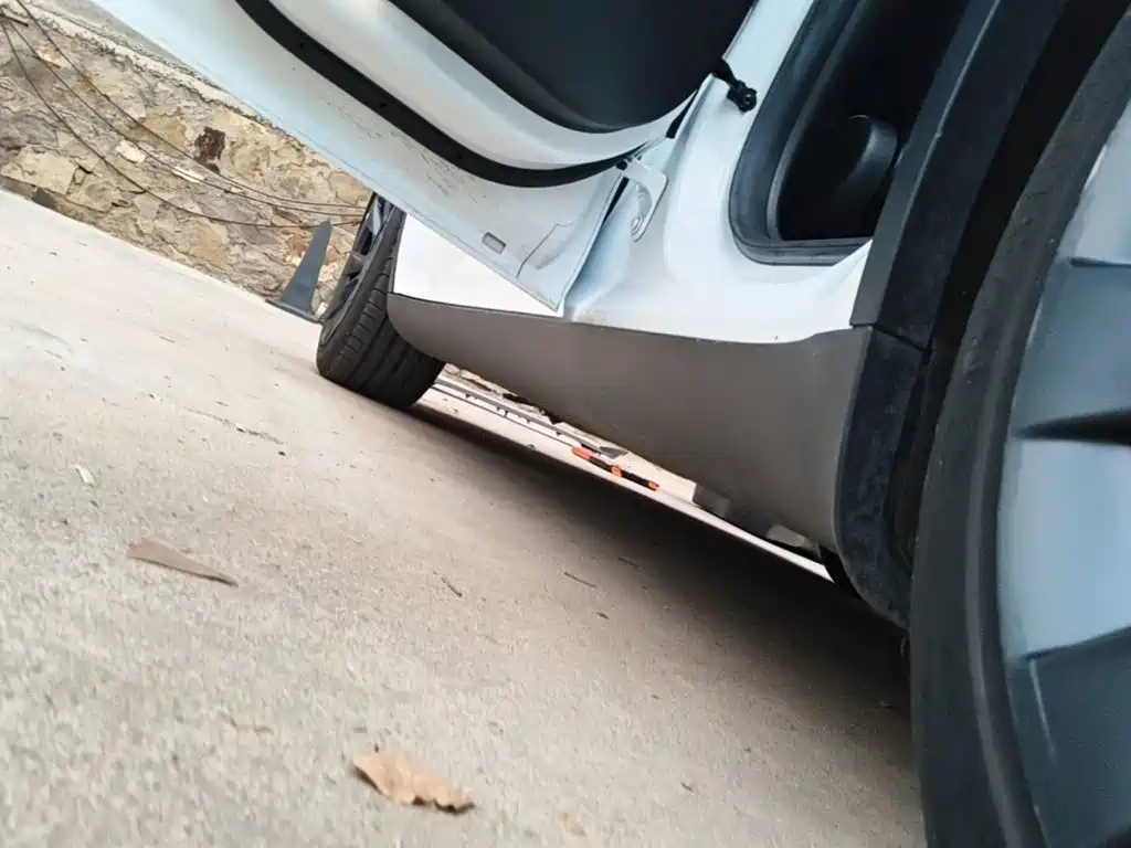 Tesla Model Y — миниатюра 22