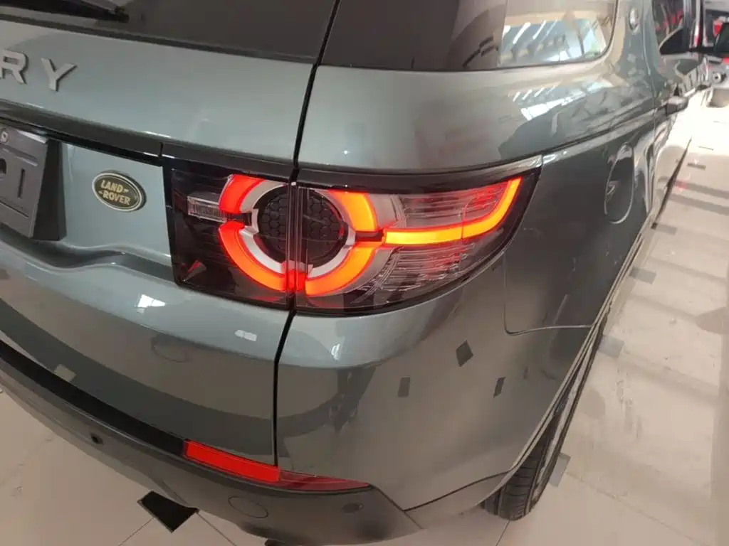Land Rover Discovery Sport — миниатюра 8