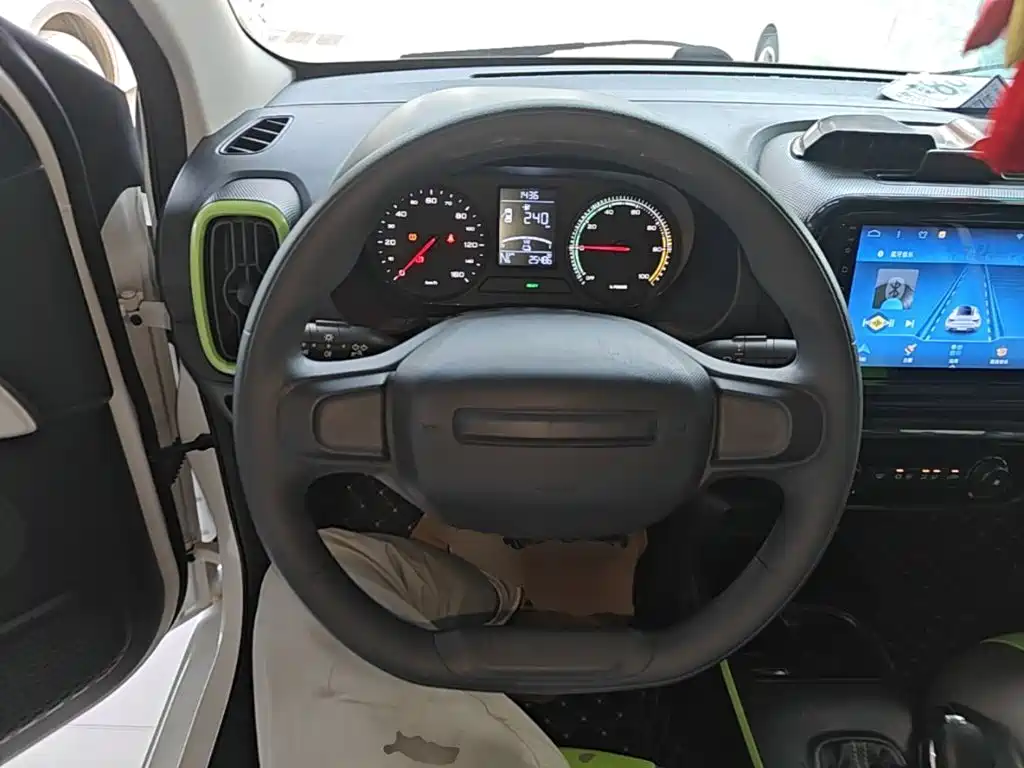 Roewe Clever — миниатюра 11