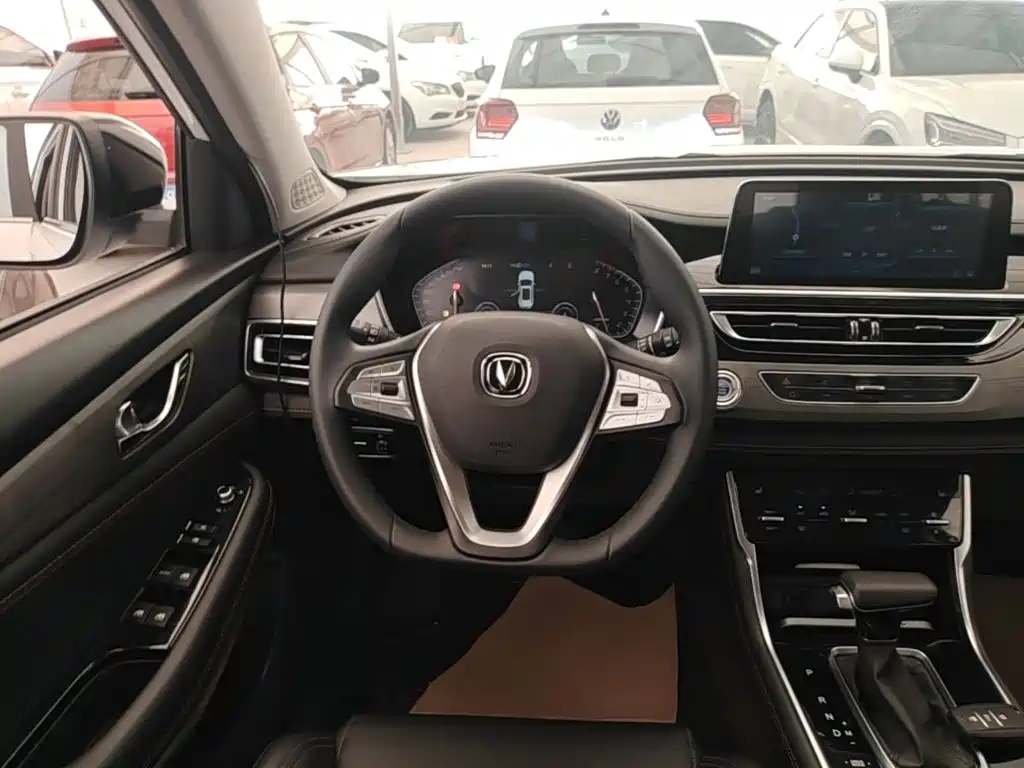 Changan CS75 — миниатюра 11