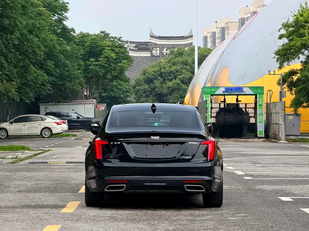 Cadillac CT5 — миниатюра 9