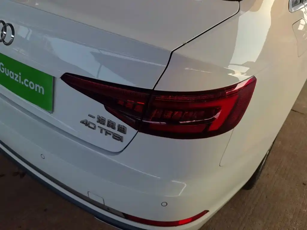 Audi A4L — миниатюра 8
