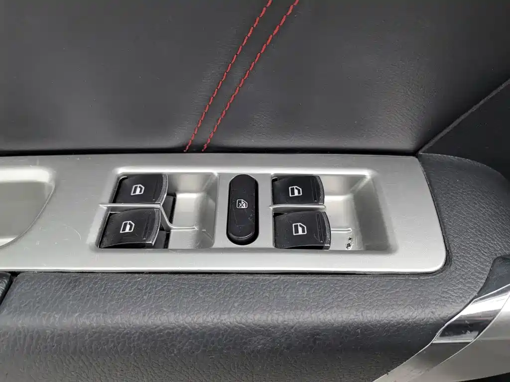 Haval M6 — миниатюра 9