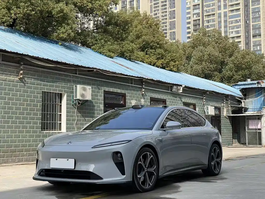 Nio ET5 2024