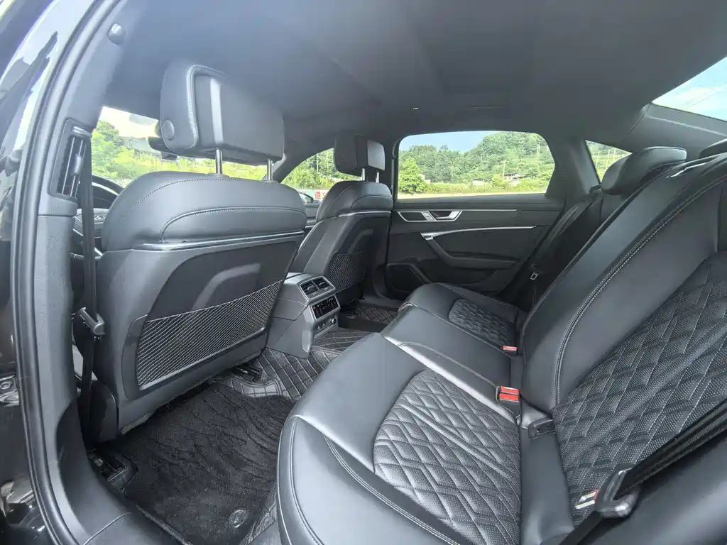 Audi A6L 2025 45 TFSI quattro