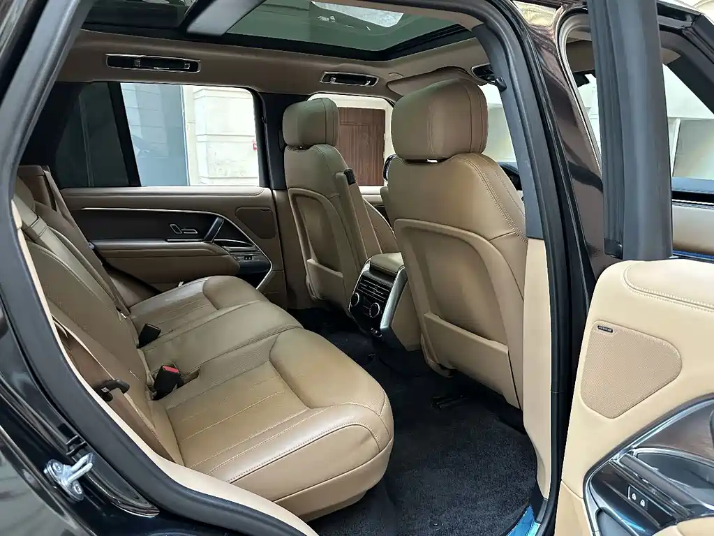 Land Rover Range Rover — миниатюра 10