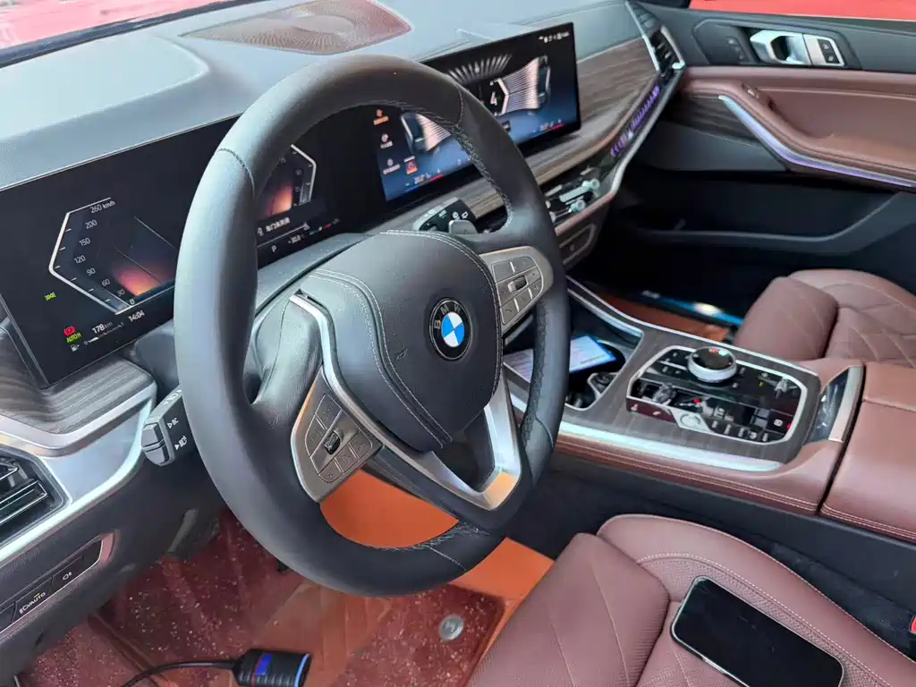 BMW X7 — миниатюра 5