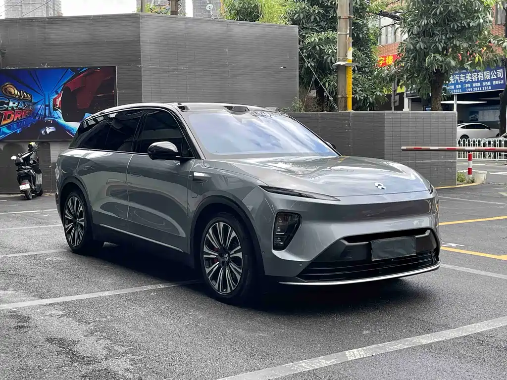 NIO ES8 2024 75kWh