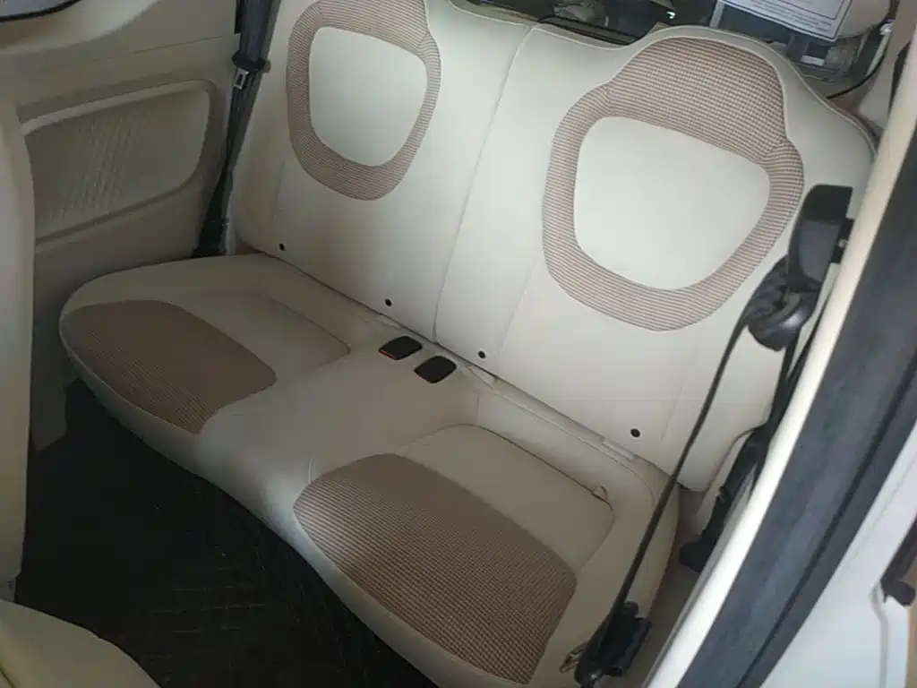 Wuling MINIEV — миниатюра 17