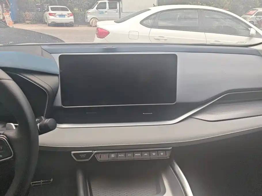 Geely Xingrui — миниатюра 13