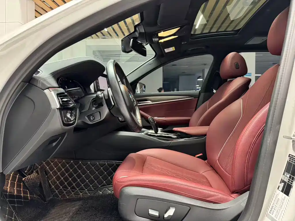 BMW 5 Series — миниатюра 10