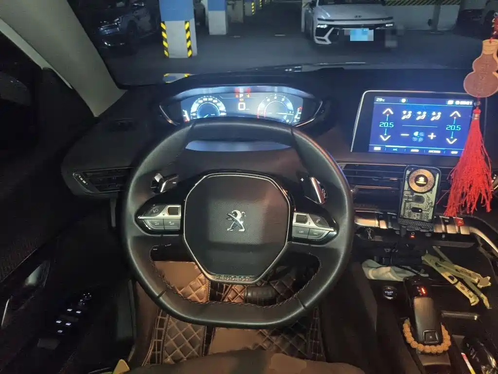 Peugeot 5008 — миниатюра 3