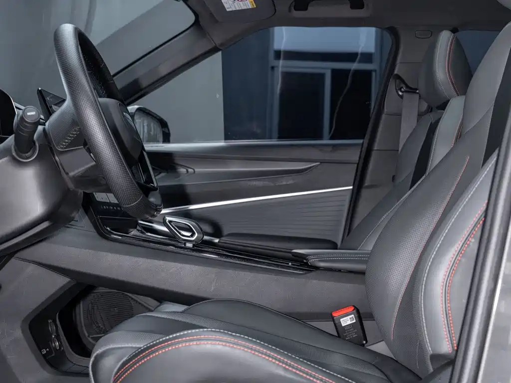 Geely Boyue — миниатюра 15