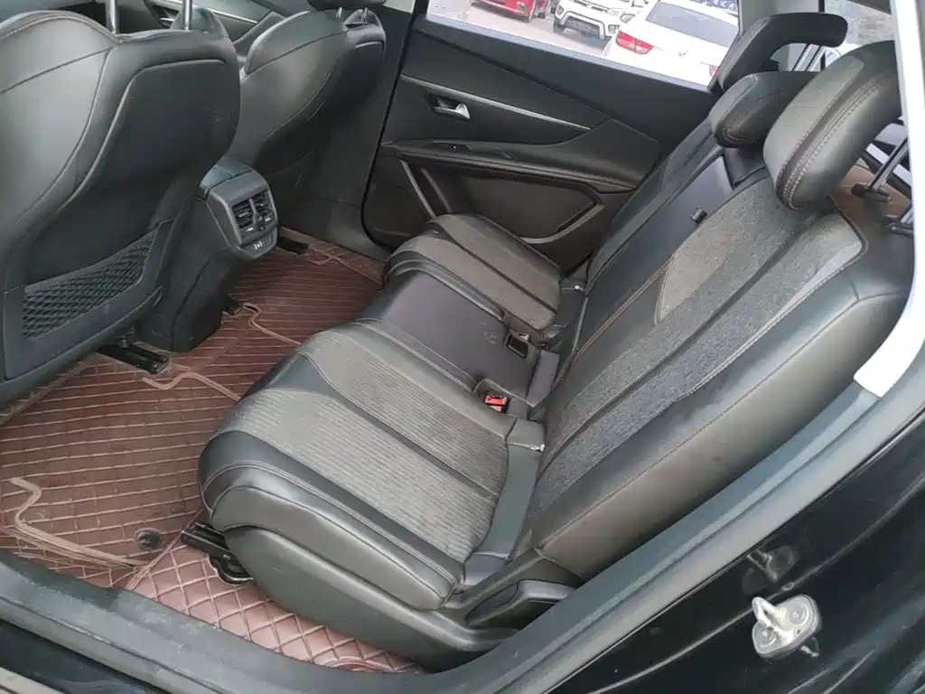 Peugeot 5008 — миниатюра 17