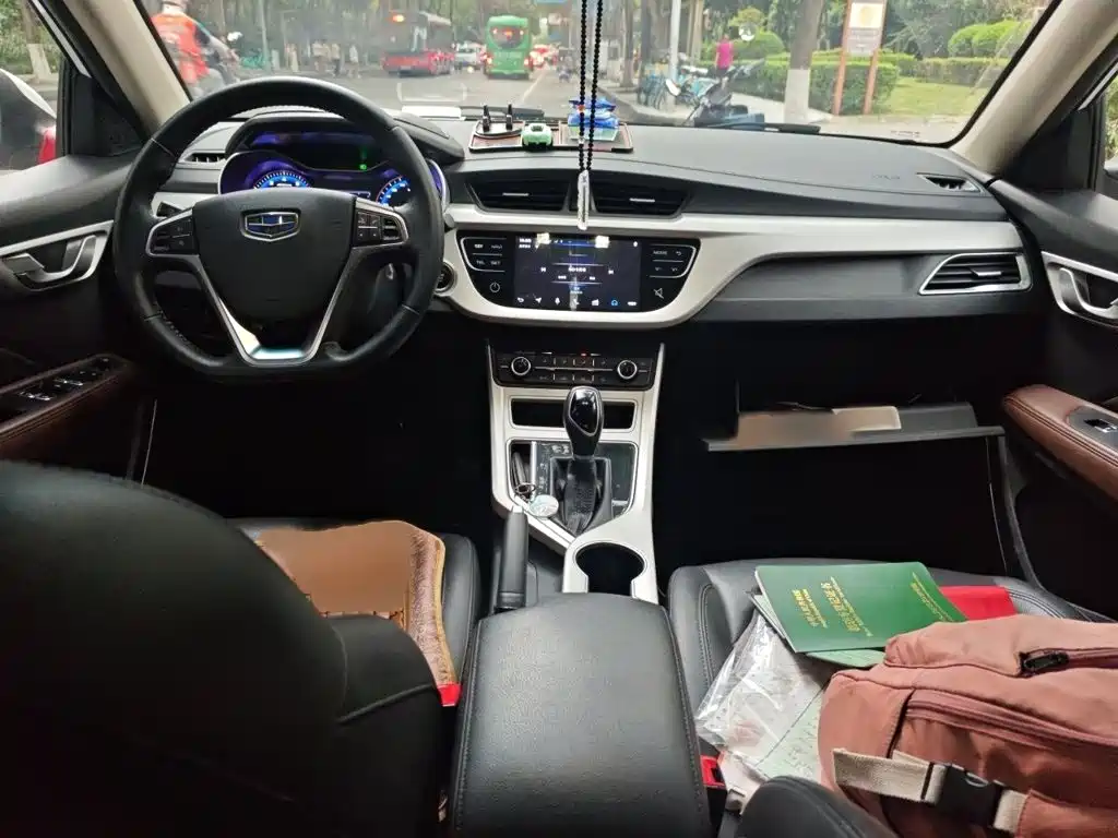 Geely Vision — миниатюра 13