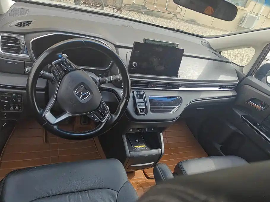 Honda Elysion — миниатюра 12