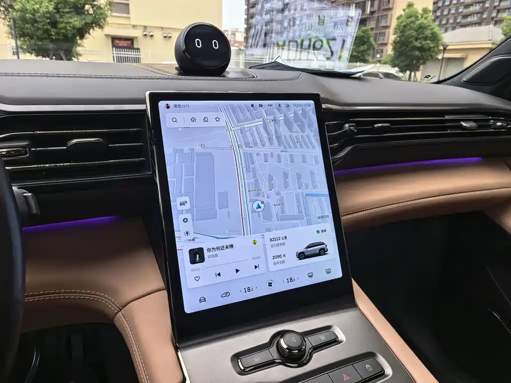 NIO ES6 — миниатюра 19