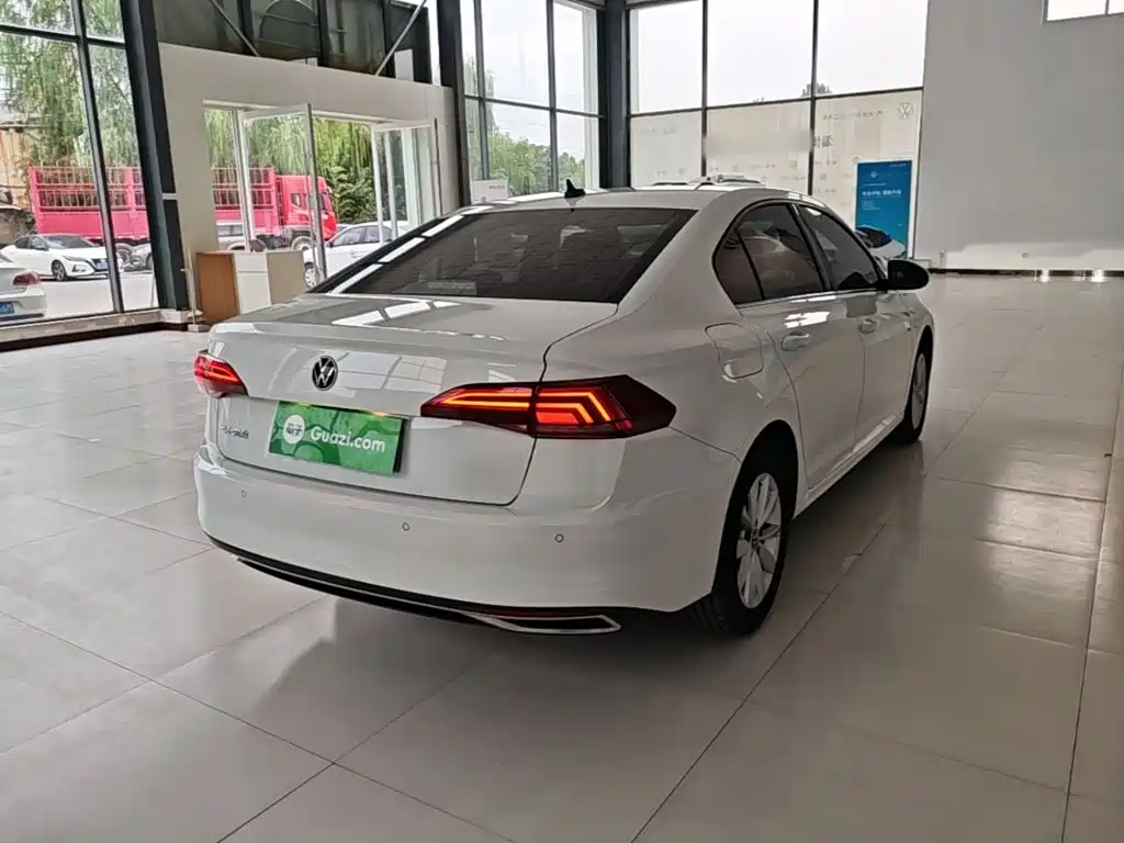 Volkswagen Bora — миниатюра 7