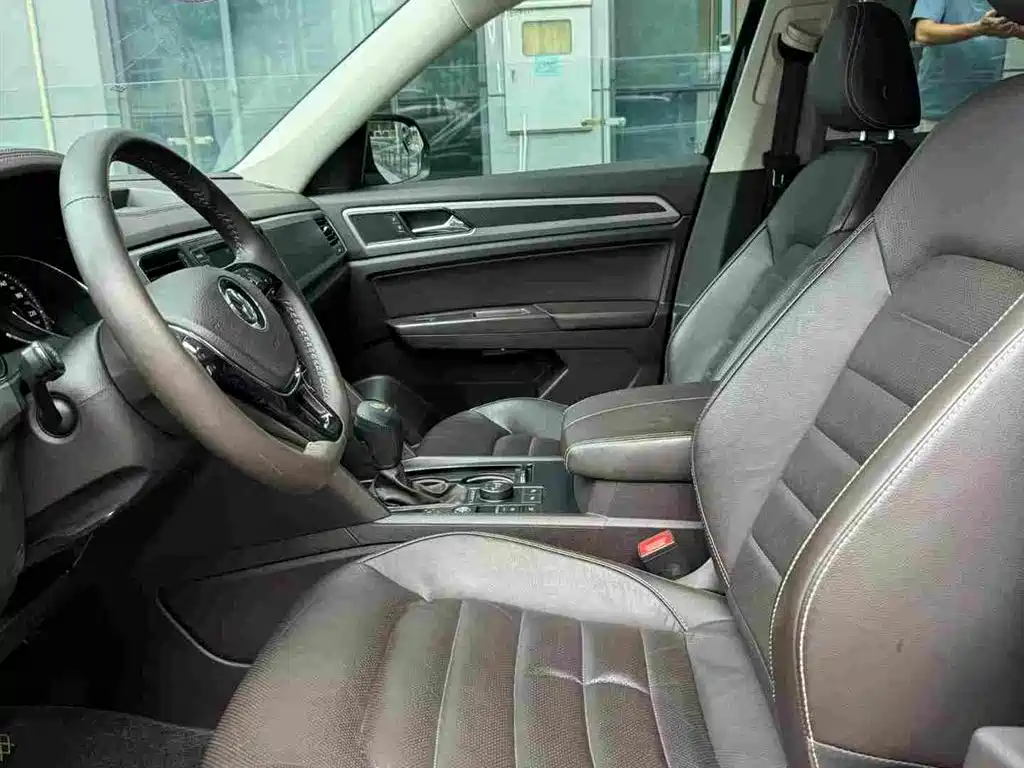 Volkswagen Teramont — миниатюра 9
