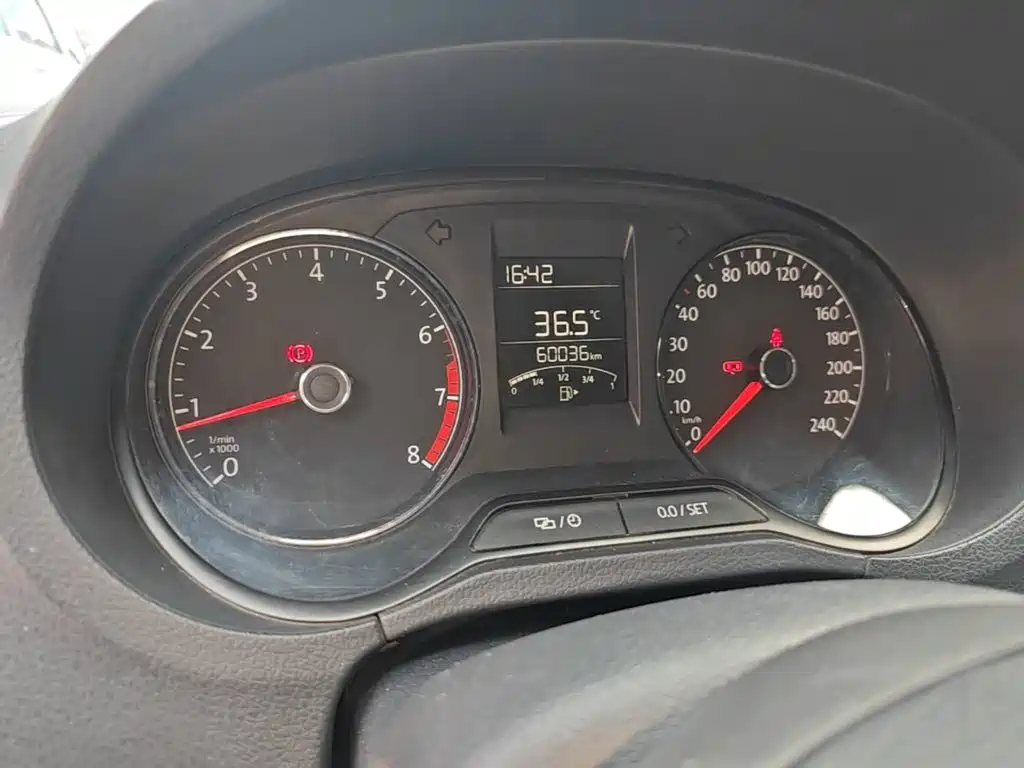 Volkswagen Polo — миниатюра 12