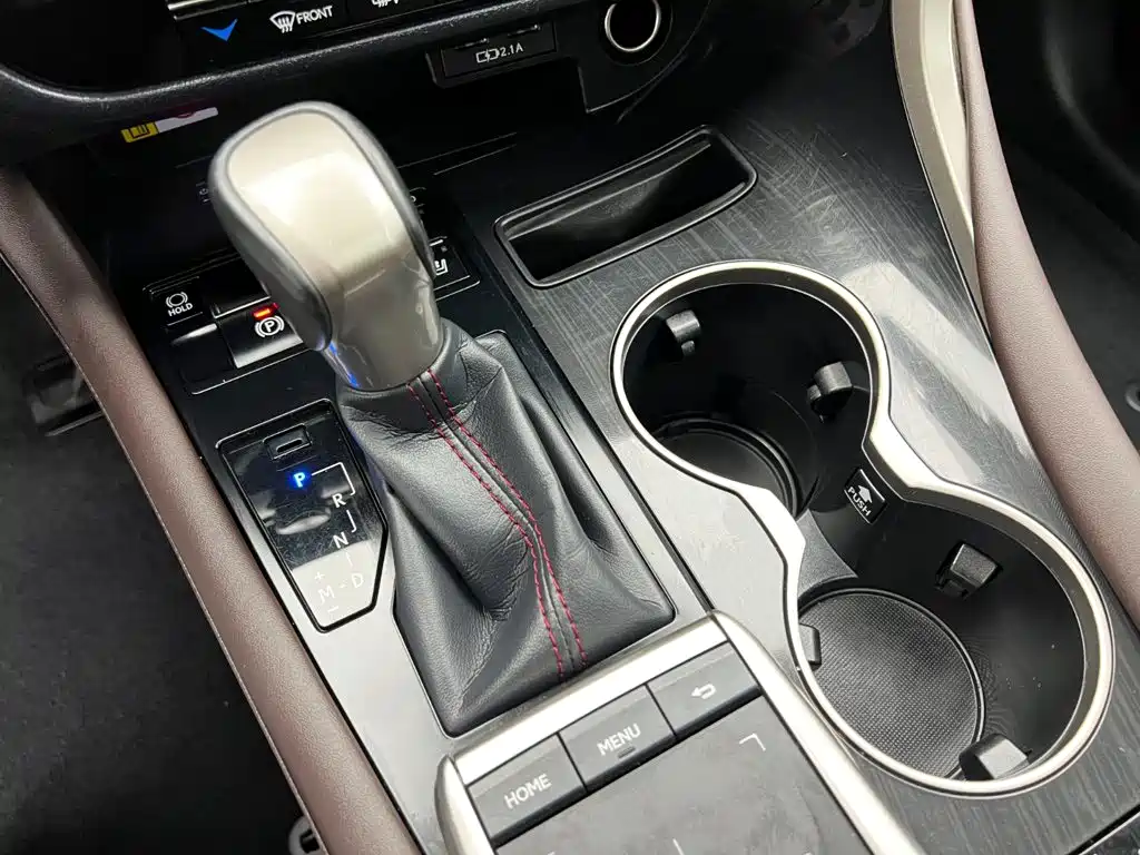 Lexus RX — миниатюра 17