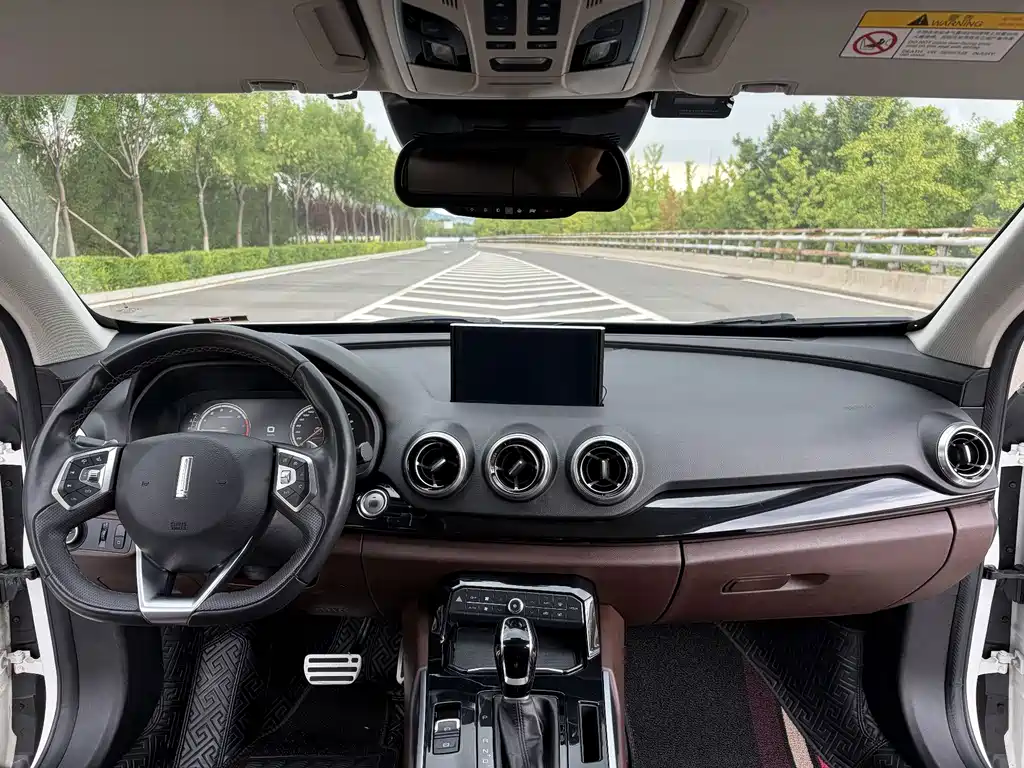 Wey Wey VV7 — миниатюра 6