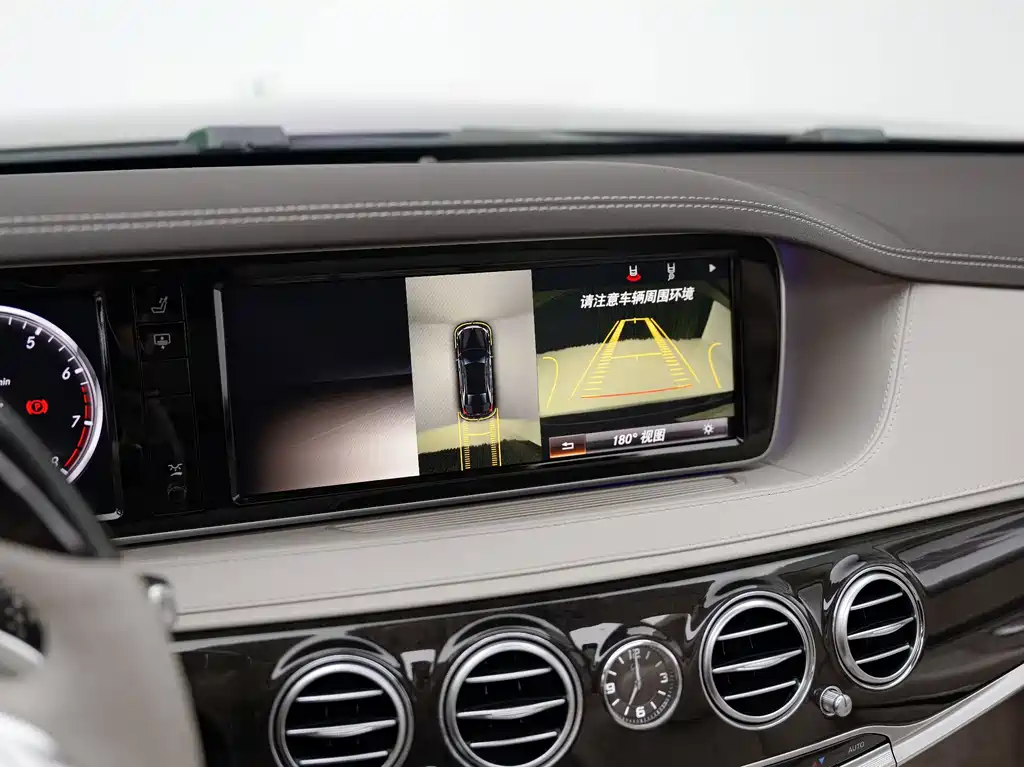 Mercedes-Benz S-Class — миниатюра 21