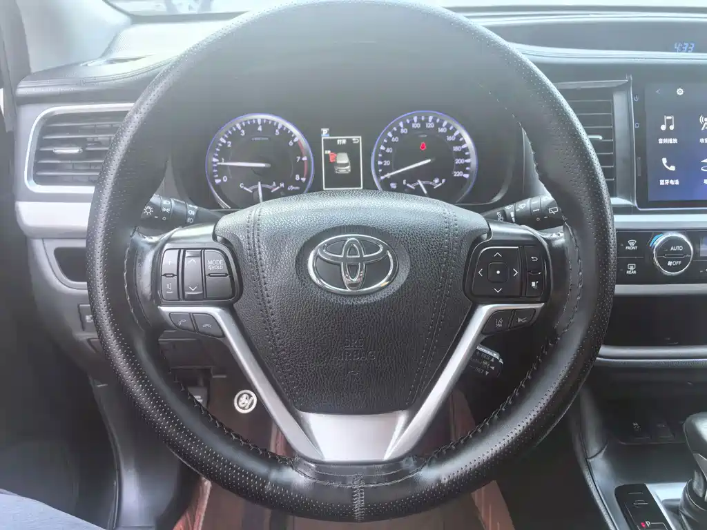 Toyota Highlander — миниатюра 12