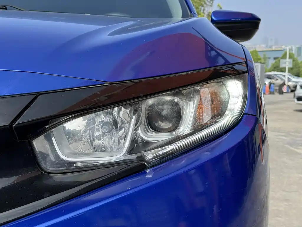 Honda Civic 2016 220TURBO CVT Luxury
