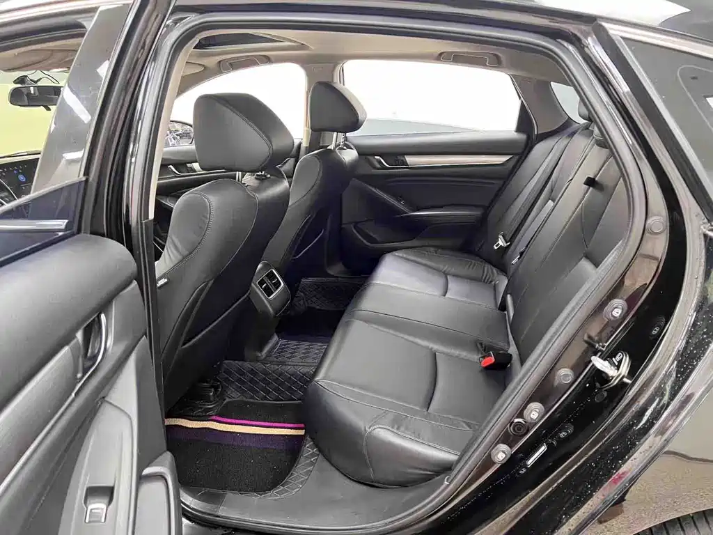 Honda Accord 2018 260TURBO Elite V
