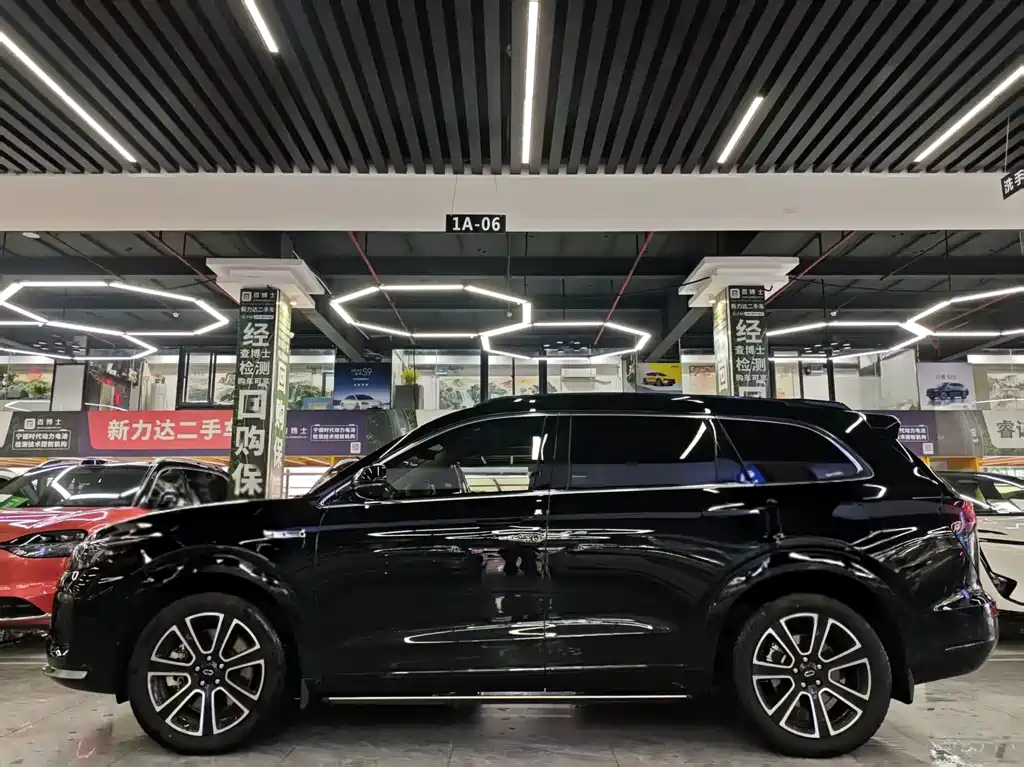 AITO Wenjie AITO M7 — миниатюра 4