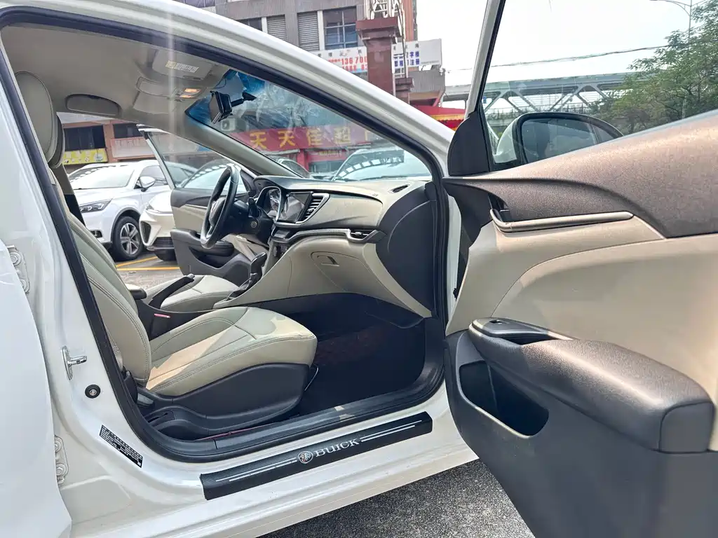 Buick Excelle — миниатюра 15