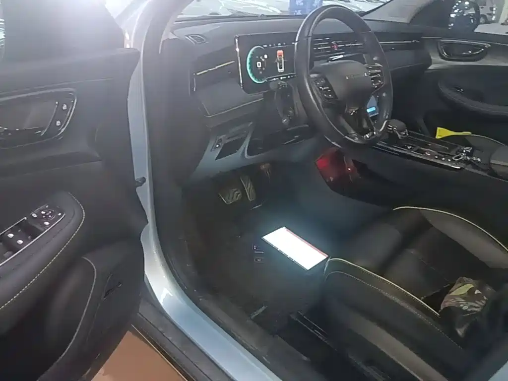 Roewe RX5 — миниатюра 16